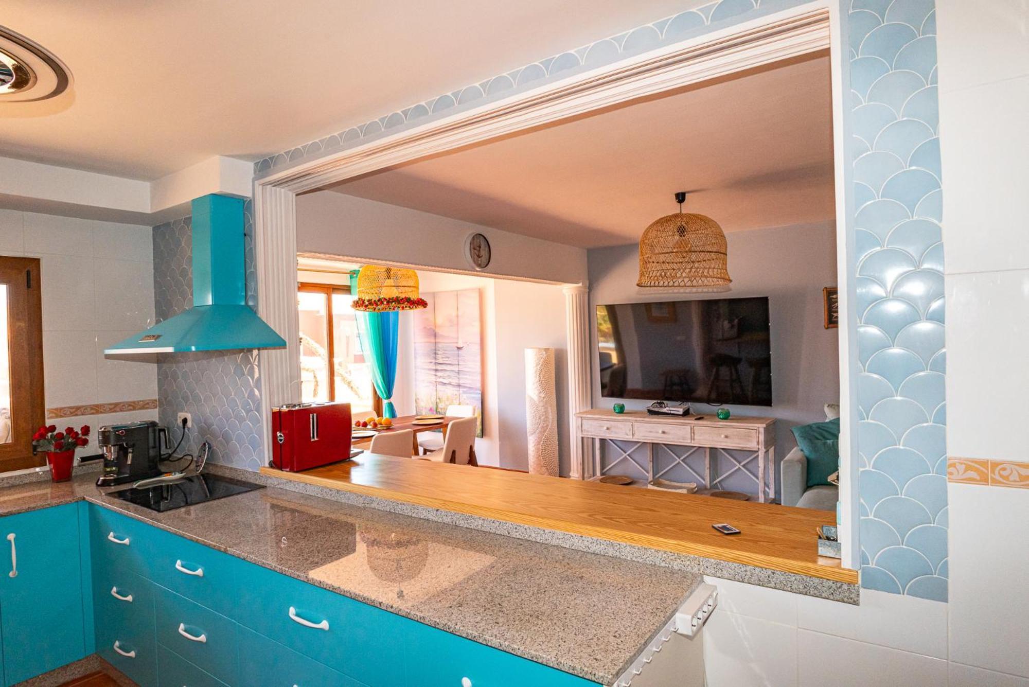 Villa Oceana - Cliffside Retreat