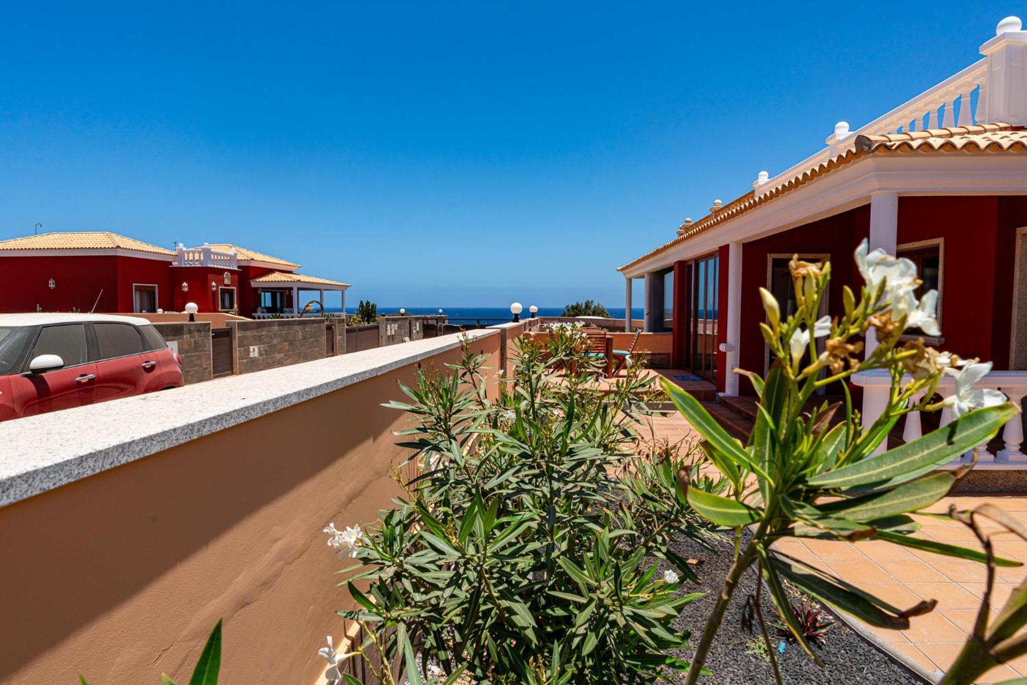 Oceana - Cliffside Retreat *